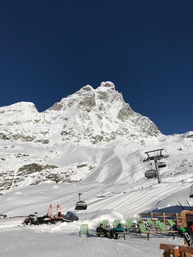 Chat Des Neiges - Cervinia 布勒伊-切尔维尼亚 外观 照片